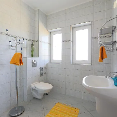 Amarillo 2 By Interhome Apartment Balatonkeresztur
